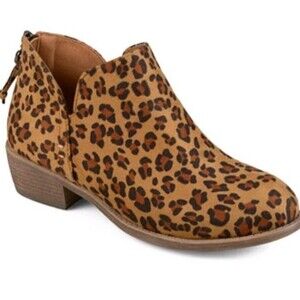 Journey Collection Shoes Size 10 Livvy Side Split Ankle Leopard Print